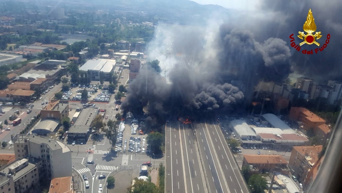 Tankwagen löst „entsetzliche Explosion“ in Bologna aus – ein Toter, viele Verletzte