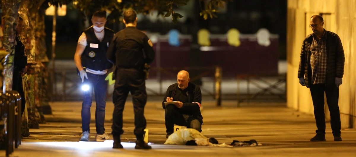 Messerangreifer verletzt sieben Menschen in Paris