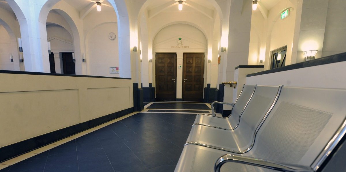Prozess um brutalen Überfall in Luxemburg: Gericht vergisst Angeklagten