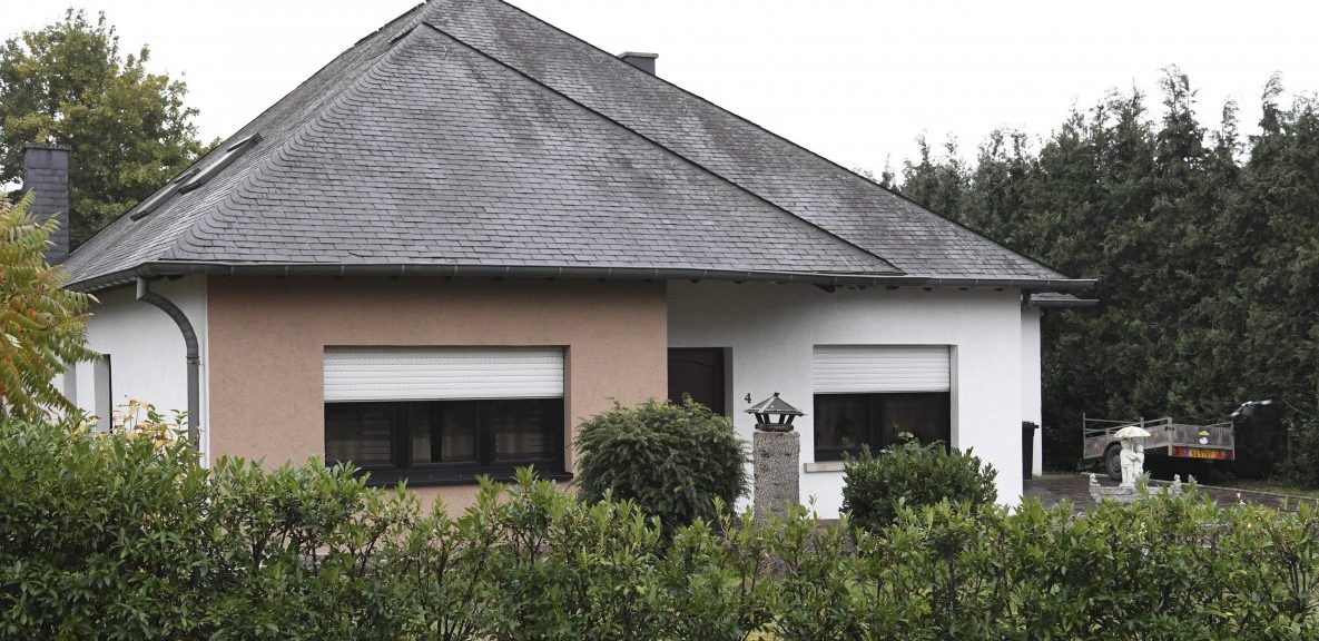 Mordversuch am eigenen Vater mit einer Rohrbombe: Eltern sagen vor Gericht gegen Sohn aus