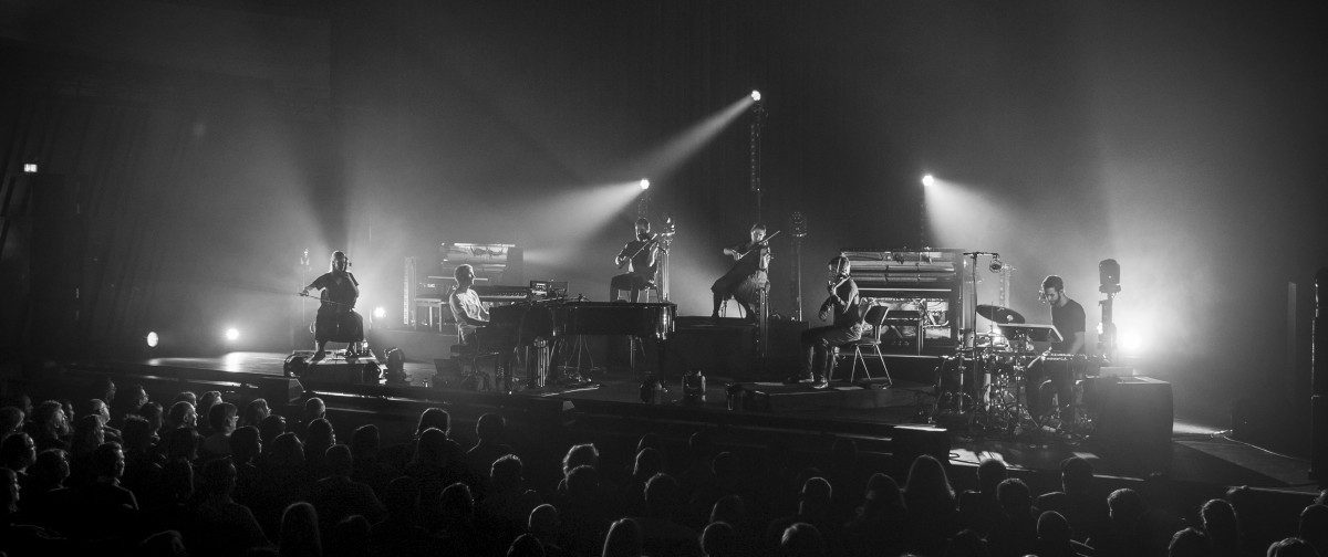 (Fast) kollektiver Rausch: Ólafur Arnalds in der Philharmonie