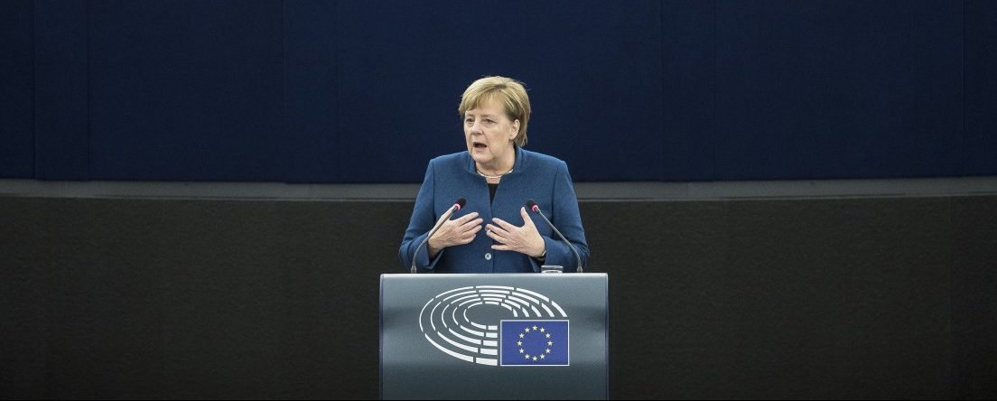 Deutsche Kanzlerin Angela Merkel plädiert für eine europäische Armee