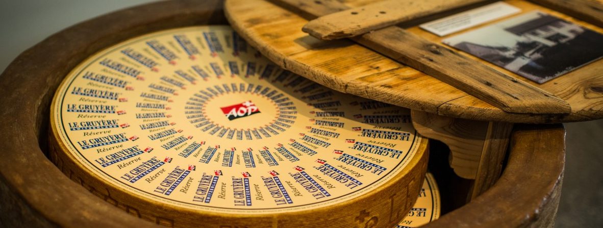 400 Liter Milch, eine uralte Rezeptur und keine Löcher: Le Gruyère ist mehr als nur „Schweizer Käse“