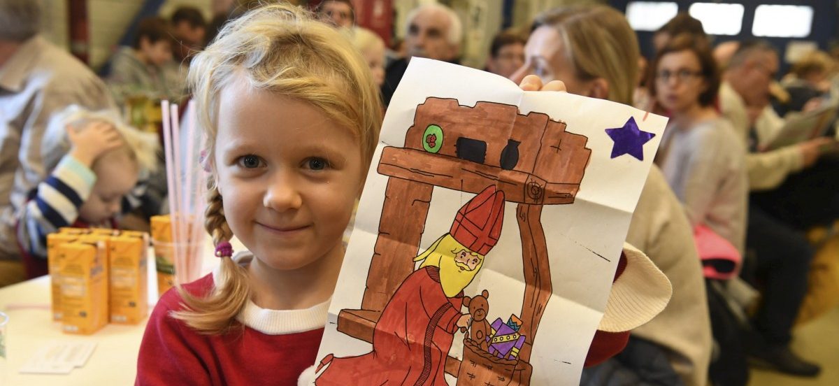 „Boxemännercher“ und „Titercher” im Tausch gegen Bilder und Gedichte an den Nikolaus