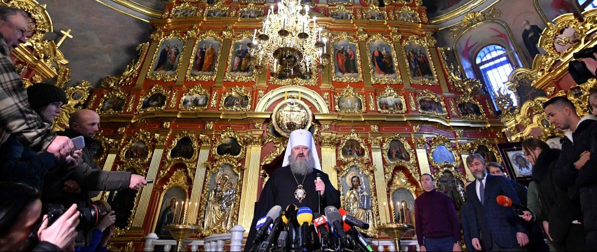 Die Schnüffler und der Pater – Hausdurchsuchung im Kiewer Höhlenkloster erzürnt Moskau