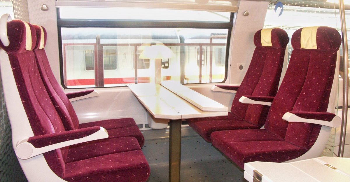 Kostenlose Zugfahrt erster Klasse: In einer ministeriellen Verordnung fehlt die Kategorie