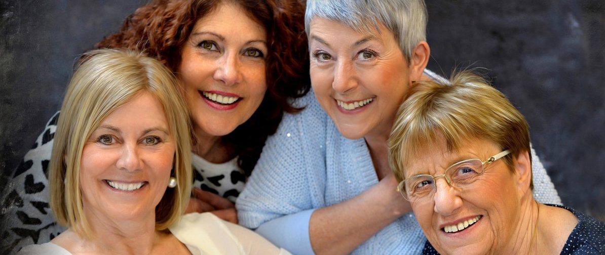 Wink mit dem Zaunpfahl – Die Makadammen und ihr Programm „Alles Féik oder wat???“