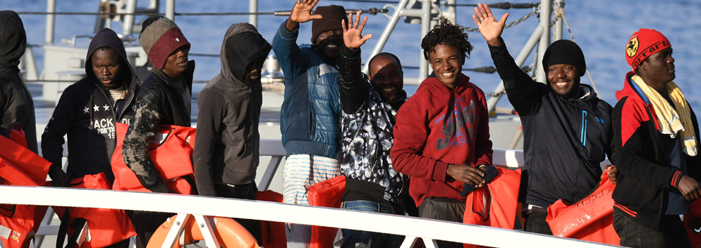 Acht EU-Staaten nehmen Bootsflüchtlinge auf – „Keine Sternstunde Europas“