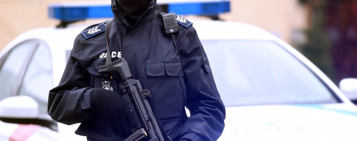 Luxemburger Polizist stempelt Anfragen einfach ab – Drei Jahre Haft auf Bewährung