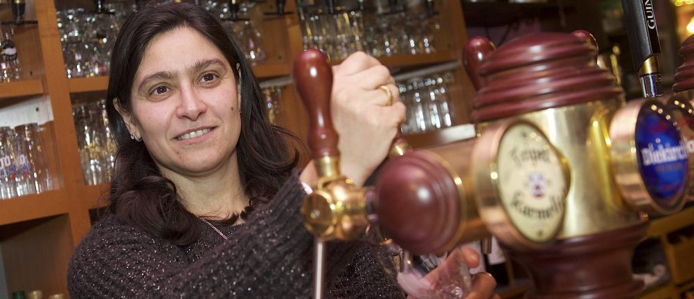 Englisches Bier und Kindheitserinnerungen – Neubeginn für Kultkneipe „The George and Dragon“
