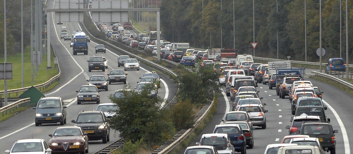 Copilote-App: Fahrbahnen für Mitfahrgelegenheiten könnten zum Erfolg beitragen