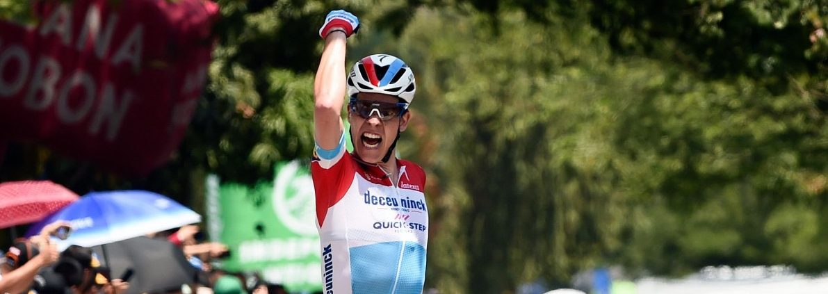 Jungels kommt gut aus den Startblöcken und siegt im ersten Rennen der Saison