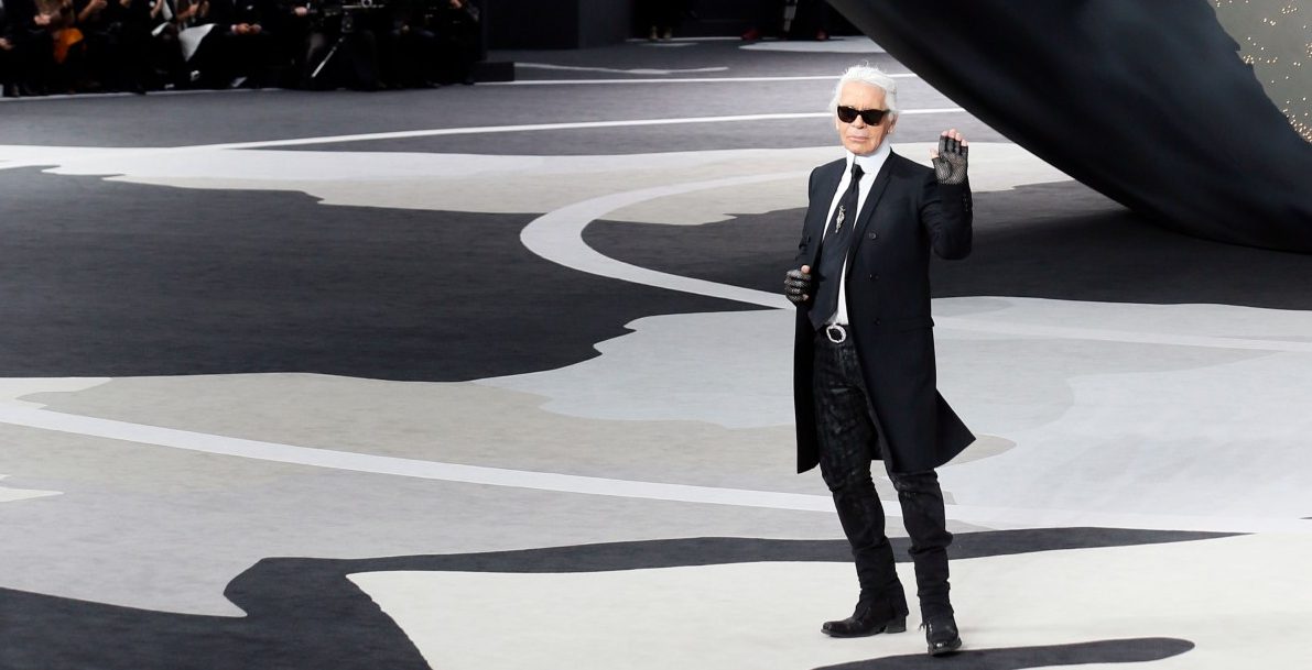 Traumkreationen für Royals und Outfits für Popstars: Modezar Karl Lagerfeld ist tot