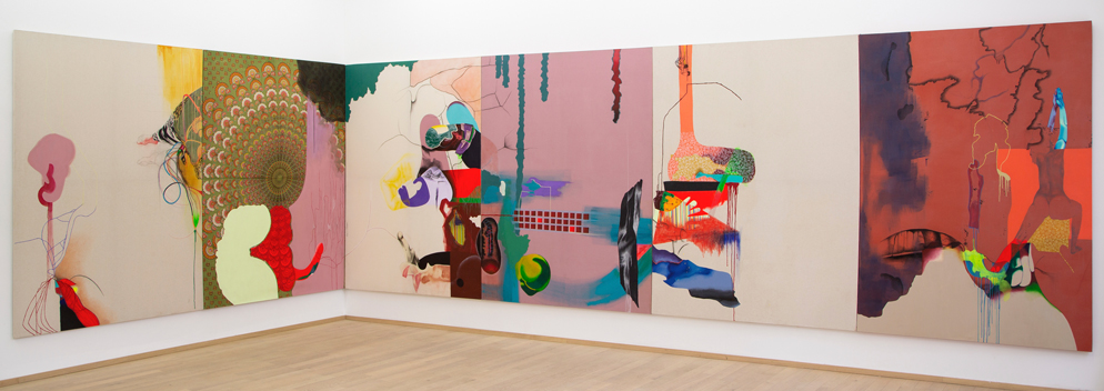 Nina Tomàs erforscht das Kontinuum von Raum und Zeit