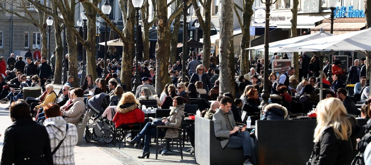 Erhöhter Mindestlohn, Feiertage und Airbnb bereiten Horesca Sorgen