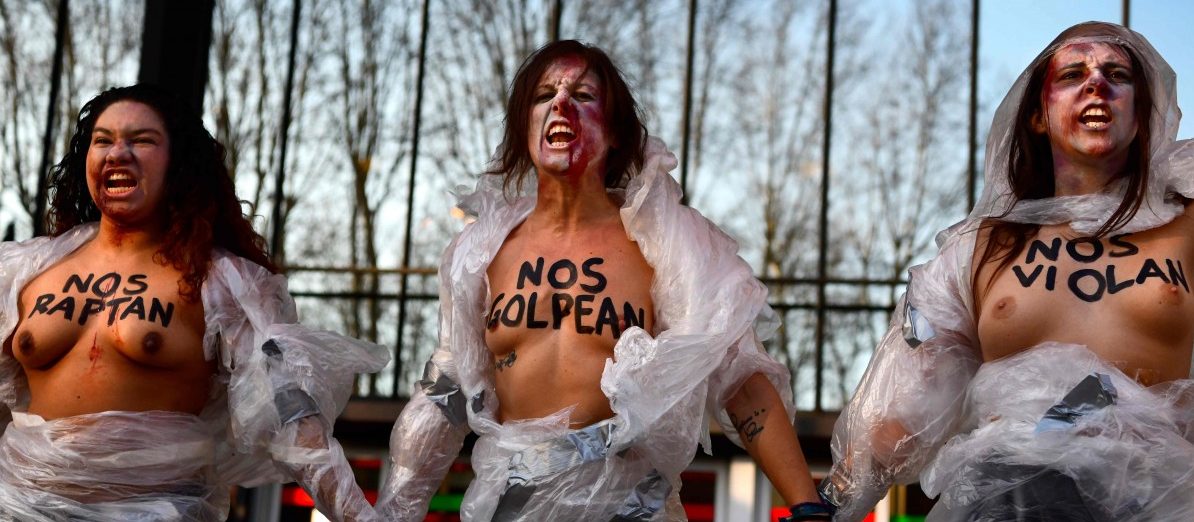 Adiós, Macho-Männer! So bekämpfen Spaniens Frauen den Sexismus
