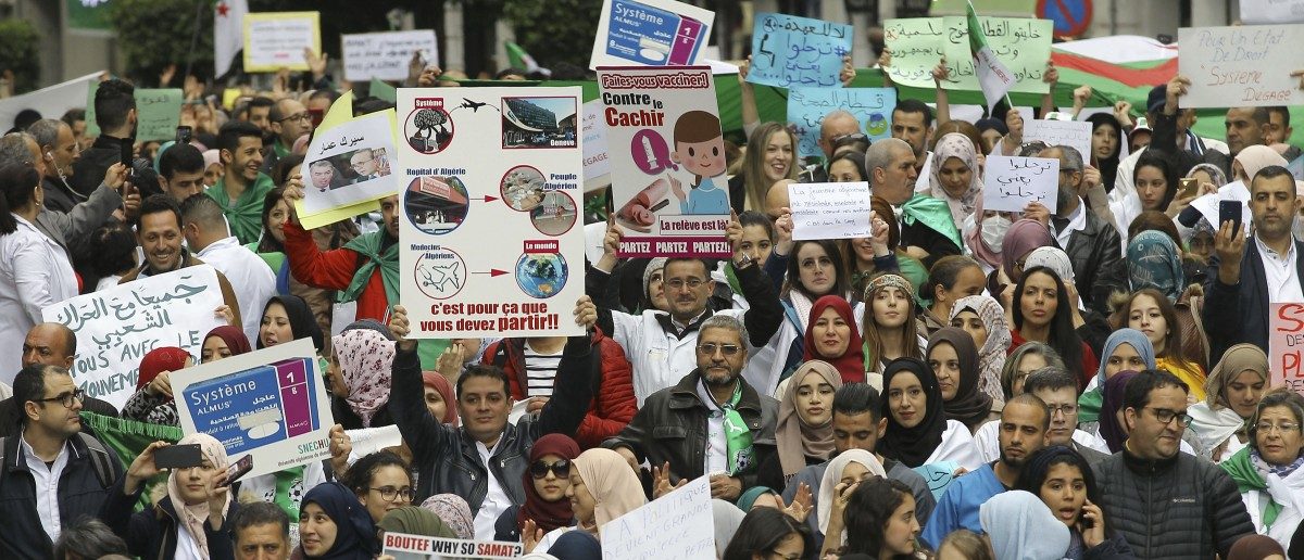 Was kommt nach Bouteflika: Militär rasselt in Algerien mit den Säbeln