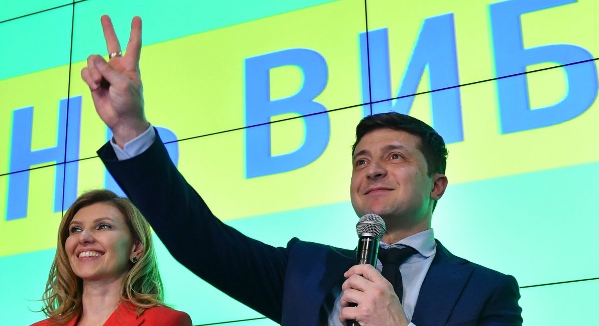 Ukraine-Wahl: Komiker Selenski tritt gegen Amtsinhaber Poroschenko an