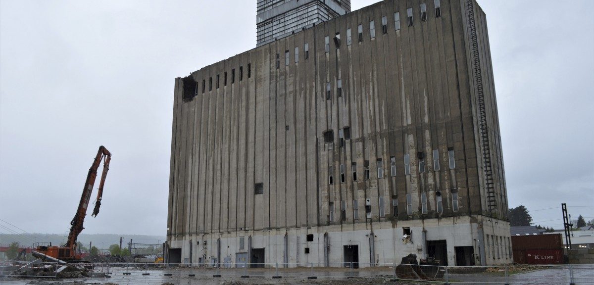 Jetzt geht’s ans Eingemachte: Abrissarbeiten am Futtermischwerk beginnen am Montag