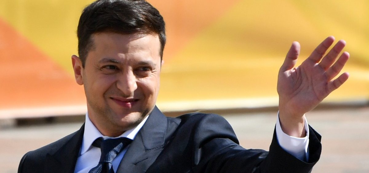 Selenski holt das Präsidentenamt der Ukraine vom Sockel