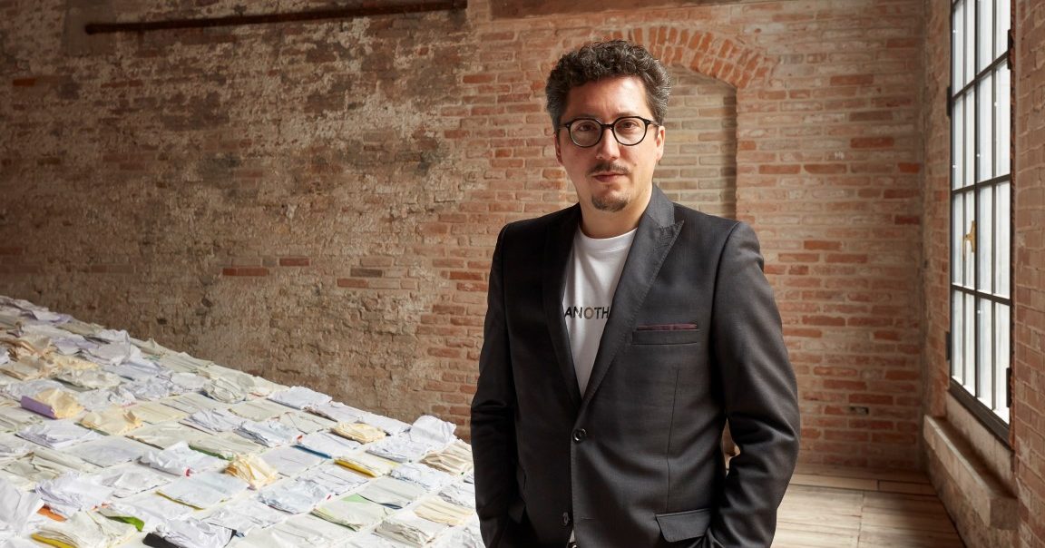 Verbündete finden, um Identitäten aufzubrechen: Marco Godinho über Pavillon auf Kunstbiennale in Venedig