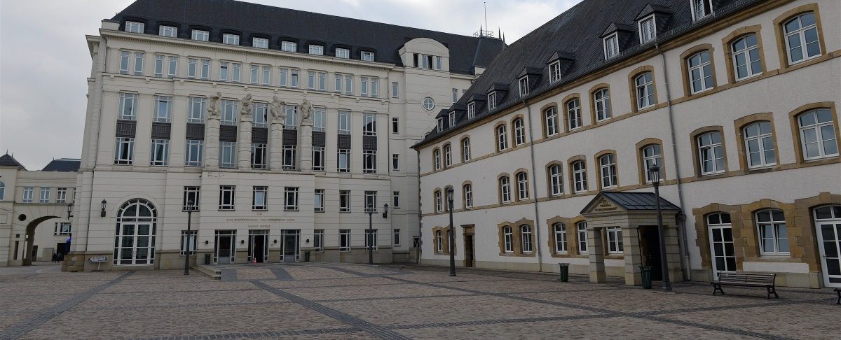 Krankenschein gefälscht: Drei Monate Haft auf Bewährung