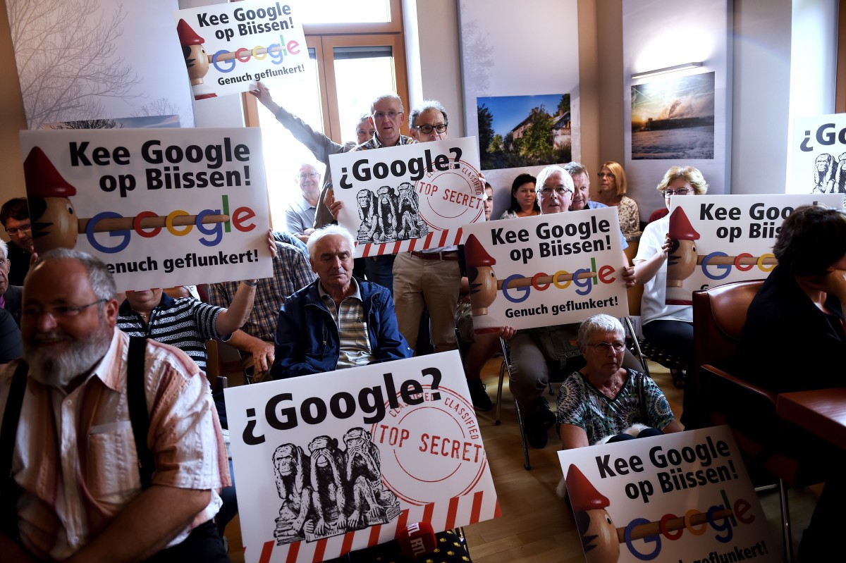 „Mir kafe keng Kaz am Sak“: Bürger aus Bissen protestieren gegen das Datenzentrum