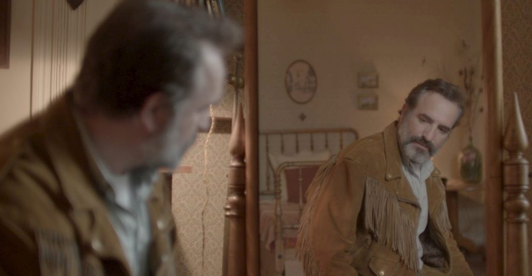 „Le daim“, à la folie: Une comédie grotesque et ridicule