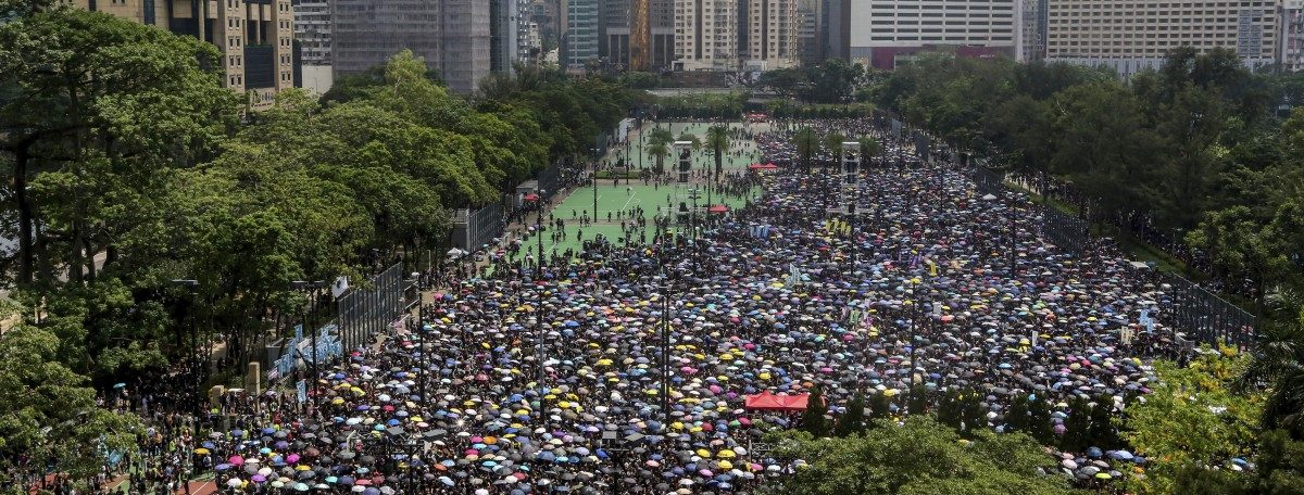 Hongkonger gehen erneut gegen Regierung auf die Straße