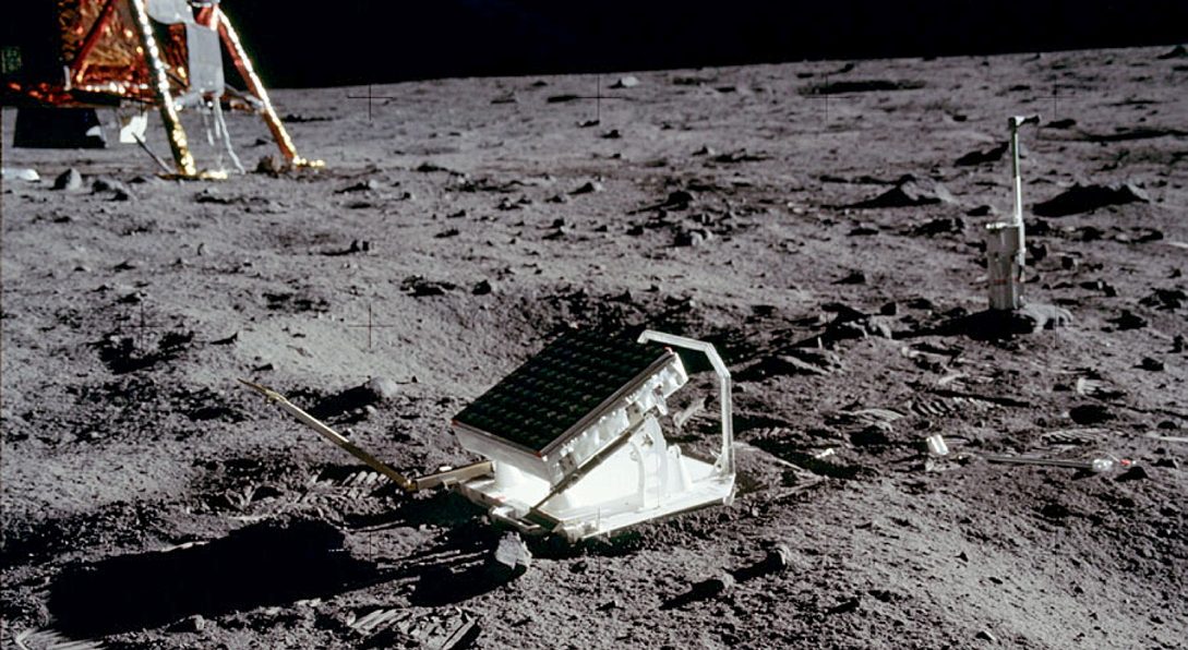 Der Mond im Spiegel: Technik funktioniert noch nach 50 Jahren