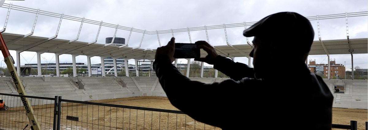 Wegen Nachlässigkeit: Der Bau des Fußballstadions in Luxemburg ist außer Kontrolle