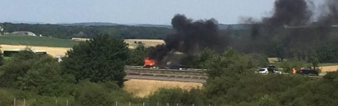 Auto brennt auf der A1 bei Flaxweiler – Fünf Kilometer Stau in Richtung Trier