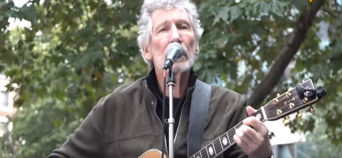 „Wish You Were Here“: Rocklegende Roger Waters singt für Whistleblower Julian Assange