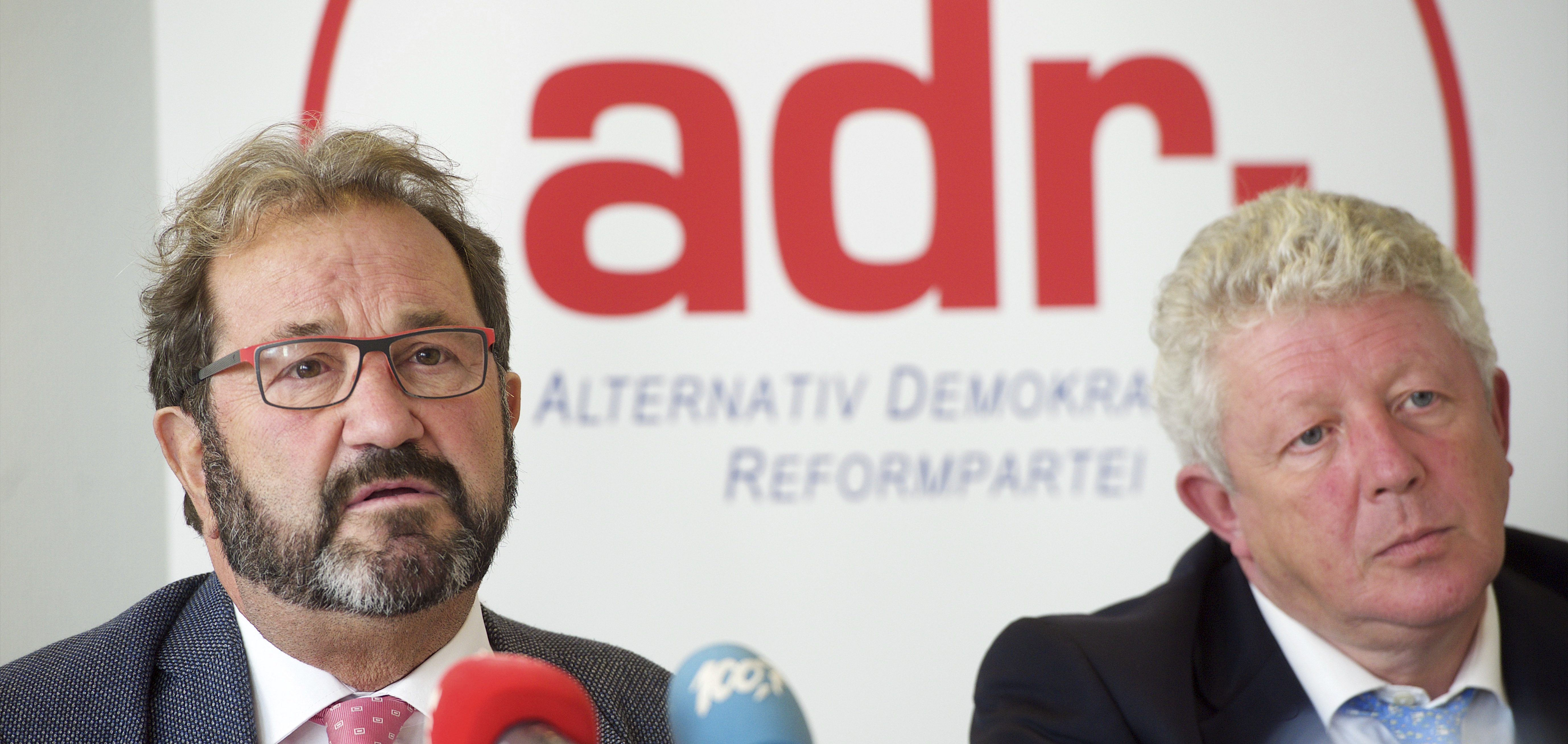 Die Bremspedale der ADR: Oppositionspartei bleibt bei Plänen für Wachstum und Klima vage