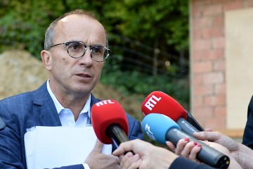 130.000 Euro: Traversini ließ Zufahrtsstraße zum Gartenhaus auf Gemeindekosten erneuern