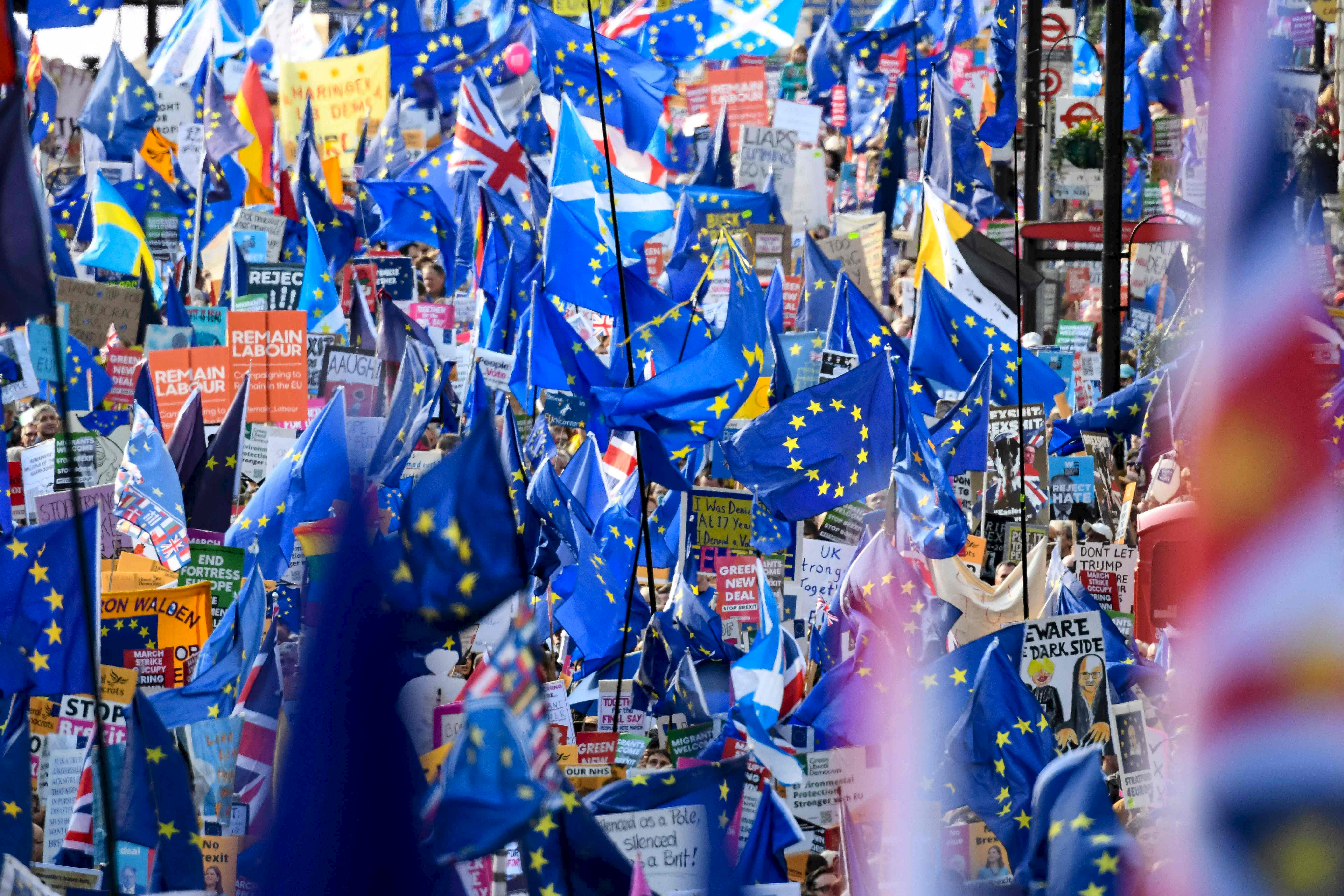 Die EU hält sich alle Optionen offen: Entscheidung über Verschiebung erst nach Klarheit im britischen Unterhaus