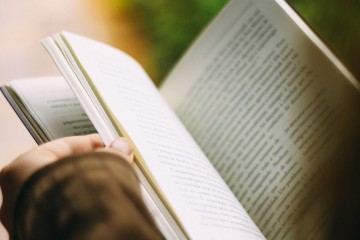 Samuel Hamen und Antoine Pohu erhalten den ersten Preis beim Nationalen Literatur Wettbewerb 2019