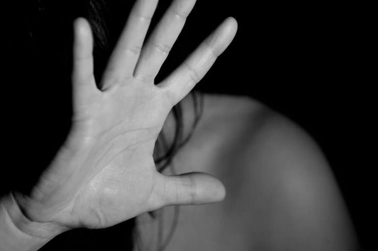 Raus aus der Hölle: Ana Pinto fordert konsequentes Handeln gegen häusliche Gewalt