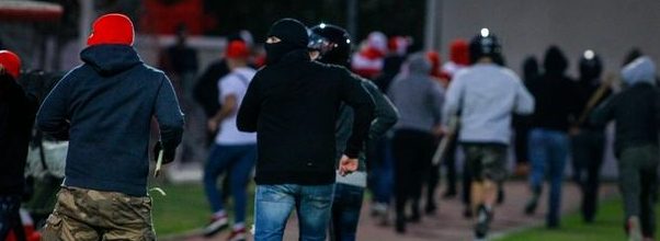 Luxemburger bei Platzsturm von griechischen Hooligans in Piräus verletzt
