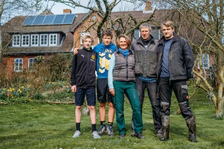 Klimaziel wohl verfehlt: Familien bringen Bundesregierung vor Gericht