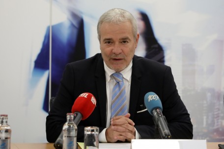 Sozialdialog / Arbeitgeber und Gewerkschaften reden wieder miteinander 