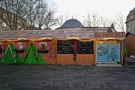 Der „Koustall“ befindet sich mitten auf dem Rathausplatz