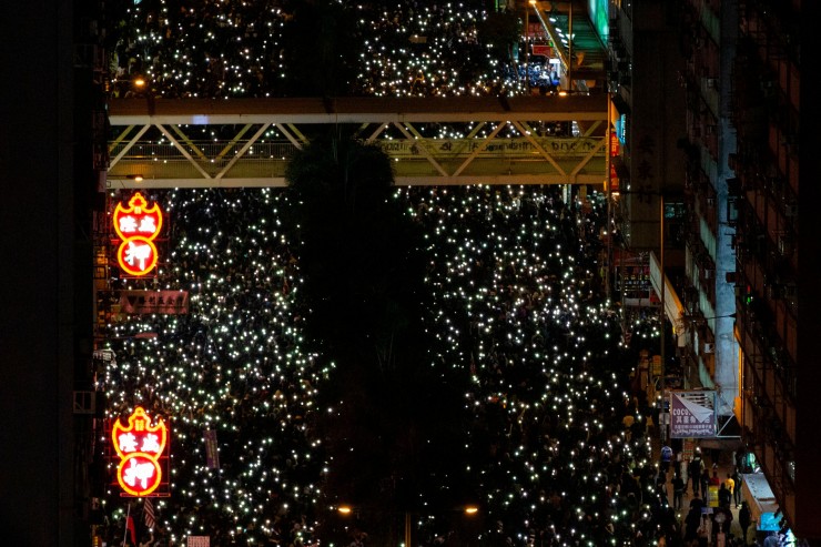 Sechs Monate Proteste / Menschen in Hongkong lassen nicht locker