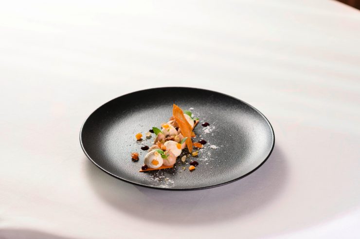 Weihnachtsmenü 2019 / Dessert: Kastanien und schwarze Johannisbeeren an Vanille-Schlagsahne