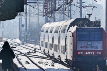 Zugverkehr wieder aufgenommen / Bahnhof Michelau nach Sperrung wegen Bombenfund wieder geöffnet