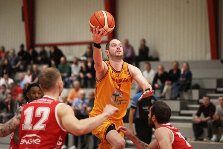 Basketball  / Arantia Fels gegen US Heffingen, das besondere Derby