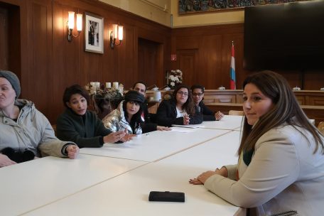 Sozialschöffin Mandy Ragni setzte sich mit den Bewohnern an einen Tisch, um nach Lösungen zu suchen