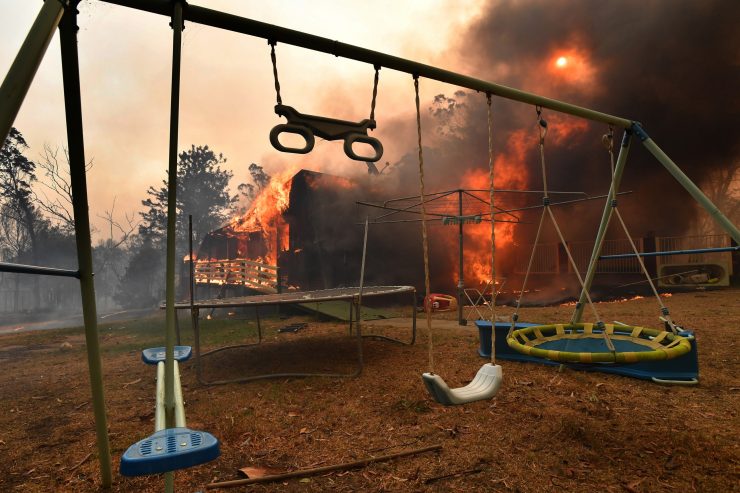 Naturkatastrophe / Rekordhitze verschärft verheerende Brände in Australien
