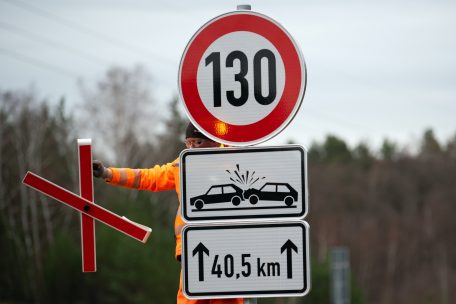 Mobilität / Tempolimit in Deutschland? Union und SPD gehen auf Crashkurs