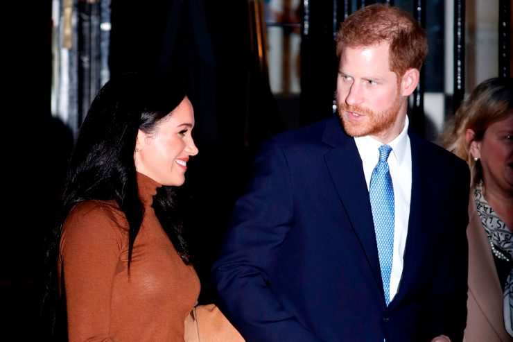 Royals / Prinz Harry und Meghan ziehen sich von royalen Pflichten zurück